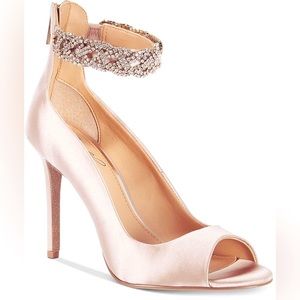 Jewel Badgley Mischka Alanis Heels